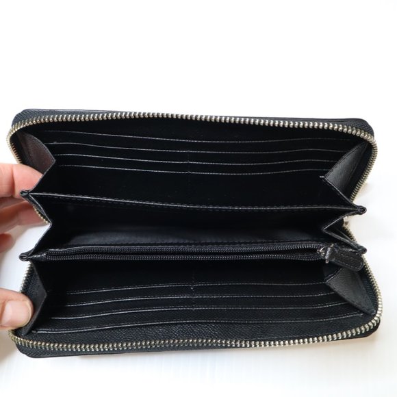 COACH Signature Accordion Zip Wallet BLACK, Like New - Picture 6 of 7
